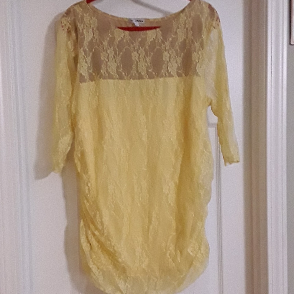 Beautiful lace top with gathered sides